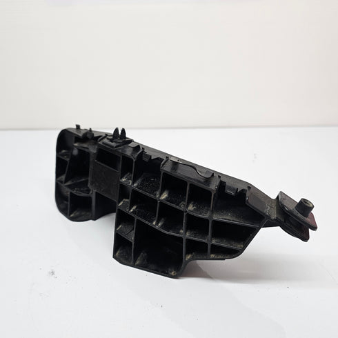 Suzuki Swift Wing / Bumper Bracket LH / NS * 71731-68L00